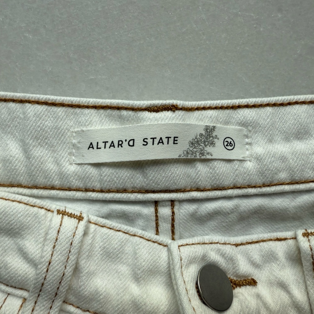 Altar'd State white Jean Shorts - Picture 3 of 3